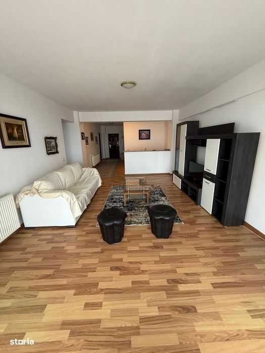 Apartament cu 3 camere cu priveliste deosebita , Zamca