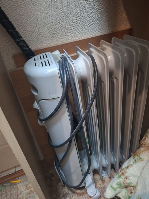 Продам масляный обогреватель б/у недорого