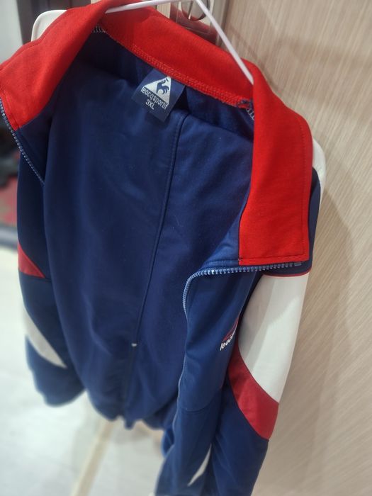 Срочно продам советский костюм.