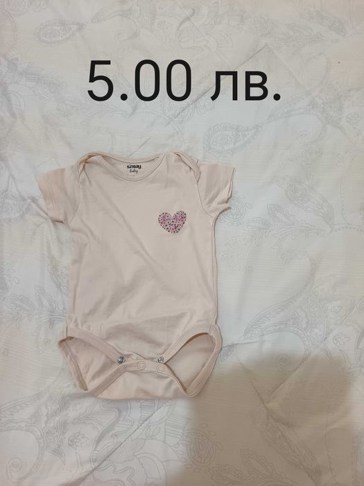 Детски дрехи. Неразличими от нови.