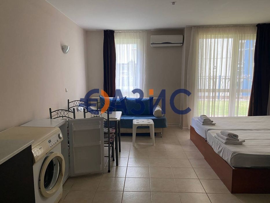 Продава се Едностаен апартамент в к.к. Слънчев бряг - 42 кв.м за 1334 €/кв.м - Снимка #1