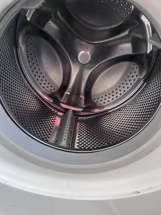 Продам стиральную машину