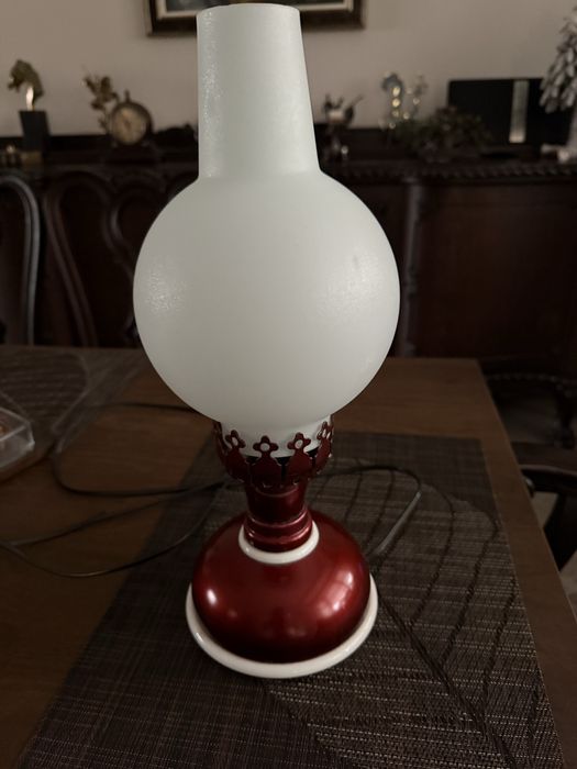 Стара нощна лампа,цена 15 евро.