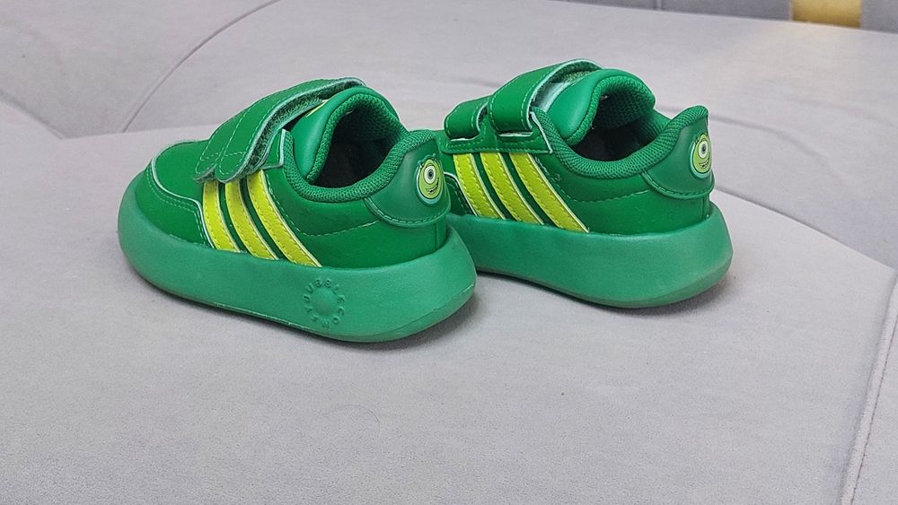 Кроссовки детские Adidas