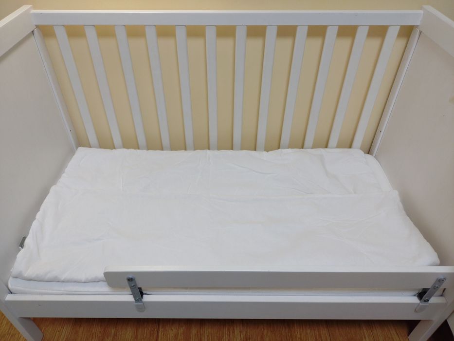 Олекотени завивки за детско креватче Lenast - Ikea и Чиполино