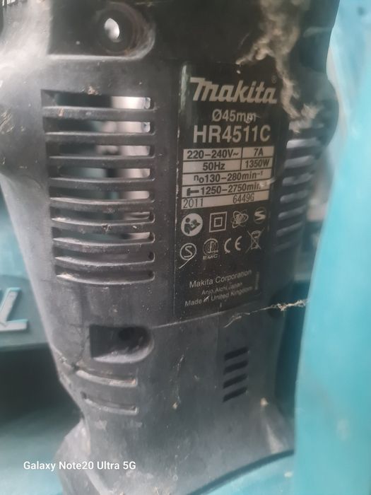 Vând Makita demolator