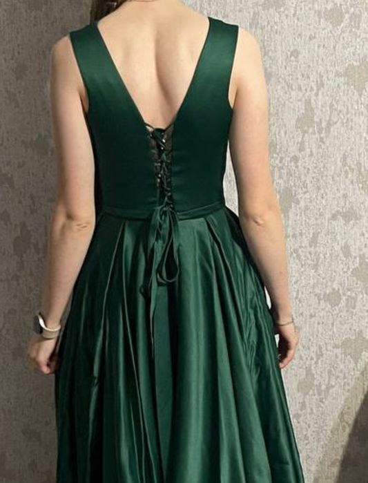 Продам платье в пол со шлейфом