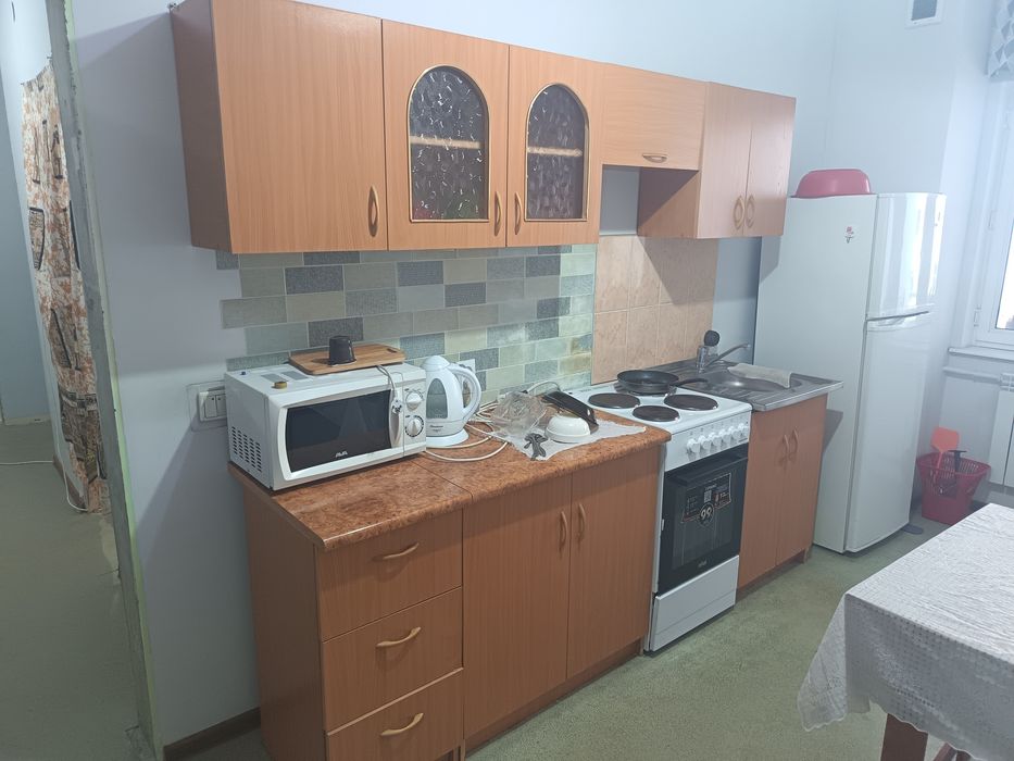 Куханый гарнитур дверь межкомнатная