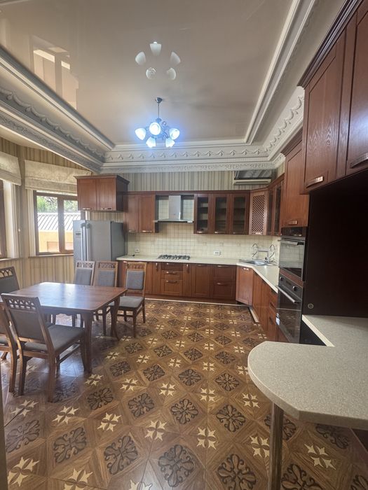 Продаётся Евродом Никитина.