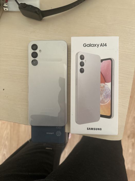 Продается смартфон самсунг