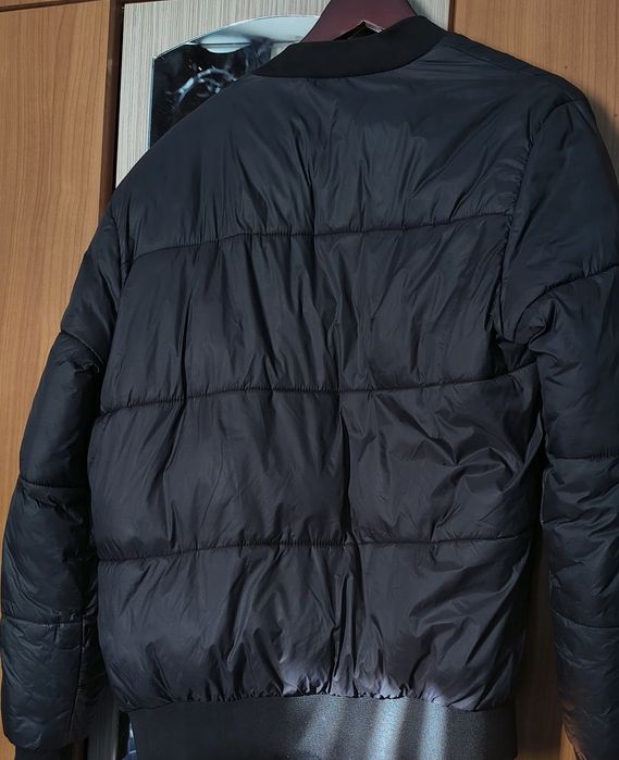 Geci Toamna Iarna H&M Bershka Mărimea M Negru și Albastru