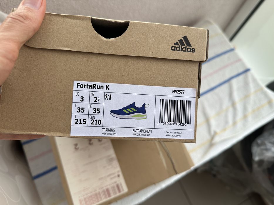 Маратонки adidas fortarun 35 и 35 1/2