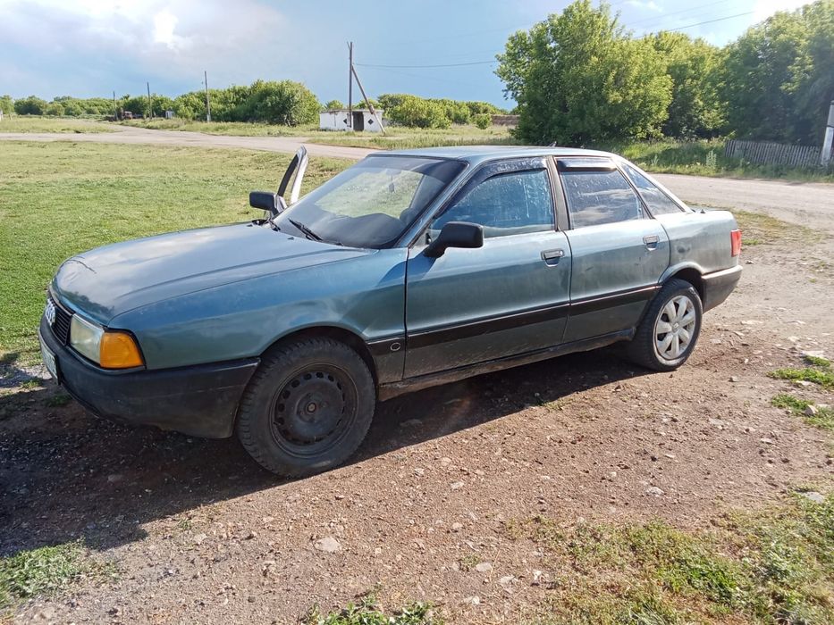Продам Ауди 80 б3