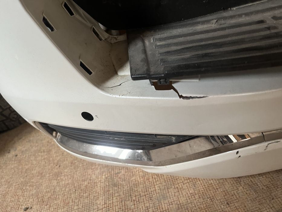 Бу бампер от тайота 300