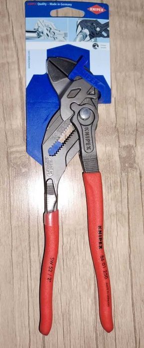 переставные клещи разводной ключ knipex 250мм
новые
оригинал