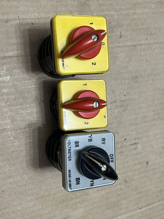 Comutator rotativ industrial Salzer SG-121 16A 3 poziții Selector panou electric