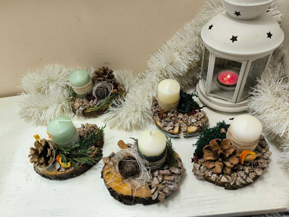 Ръчно изработени Коледни подаръпни свещници за подарък и декор