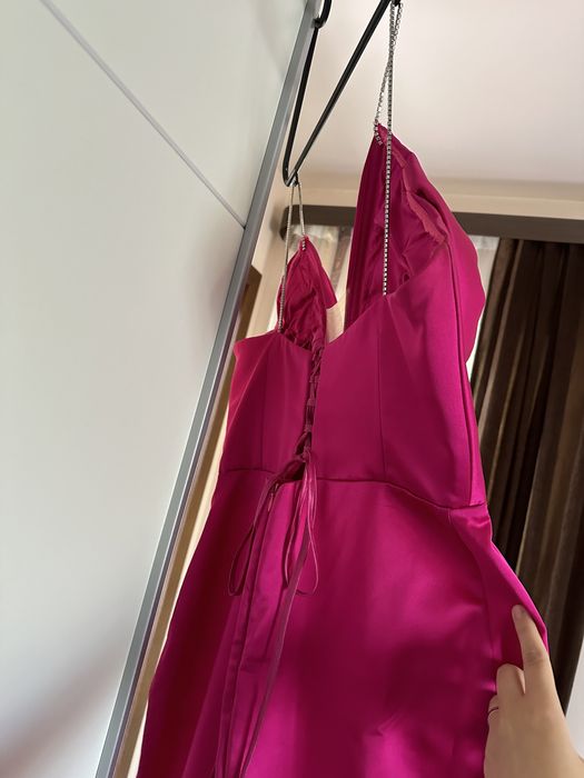 Rochie de ocazie fucsia