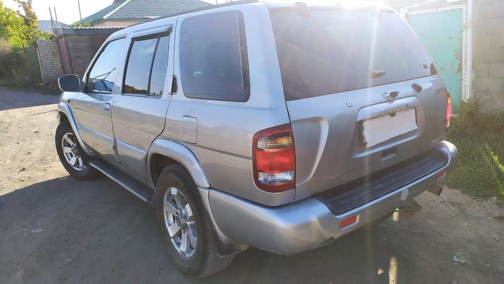 Продам Nissan pathfinder