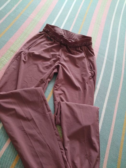 De vanzare pantaloni dama din fas, roz, marime XS