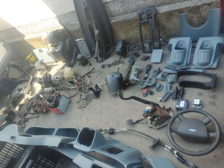 Части от Форд транзит