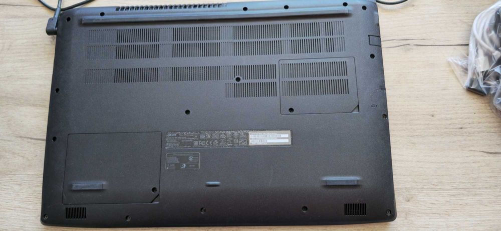 Лаптоп ACER Intel core i7 2.80GHz 16GbDDR4 17inch IPS, 1TSSD,Win10Pro,