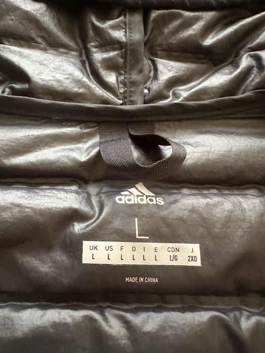 Продавам яке на adidas размер L