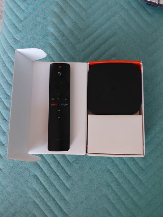 Продам Xiaomi Mi Box S