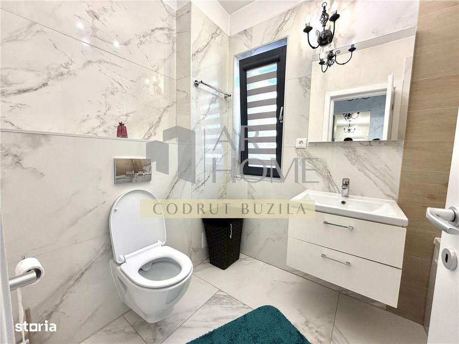 Apartament 3 camere de lux, parcare, zona Vest Ploiesti