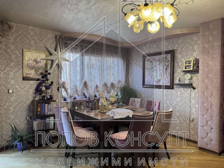 Продава се Многостаен апартамент в Пловдив, Мараша - 216 кв.м за 2547 €/кв.м - Снимка #1