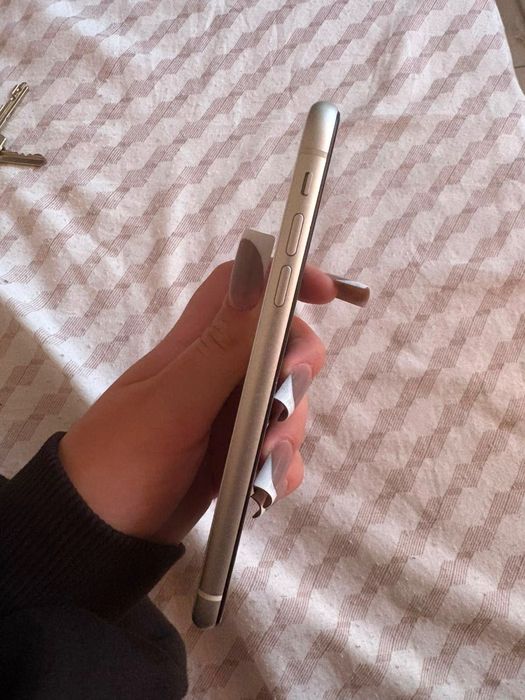 iPhone 11 на части