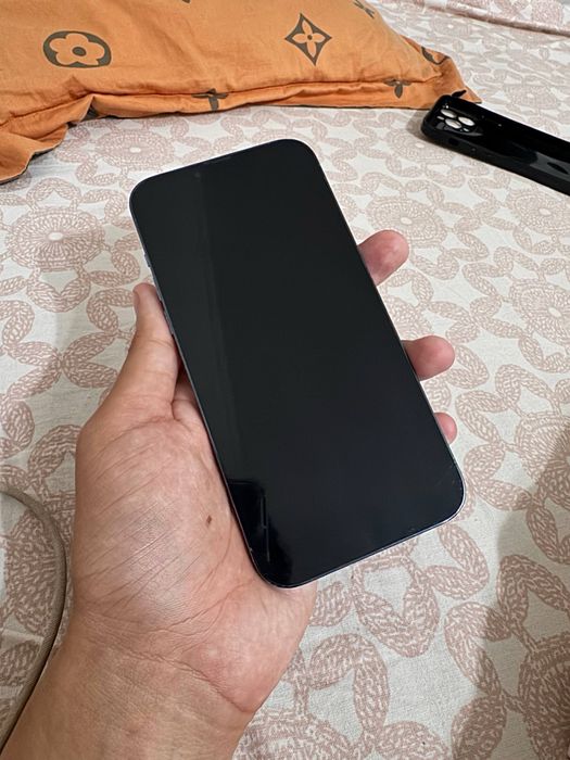 iPhone 13 pro max 128/72%