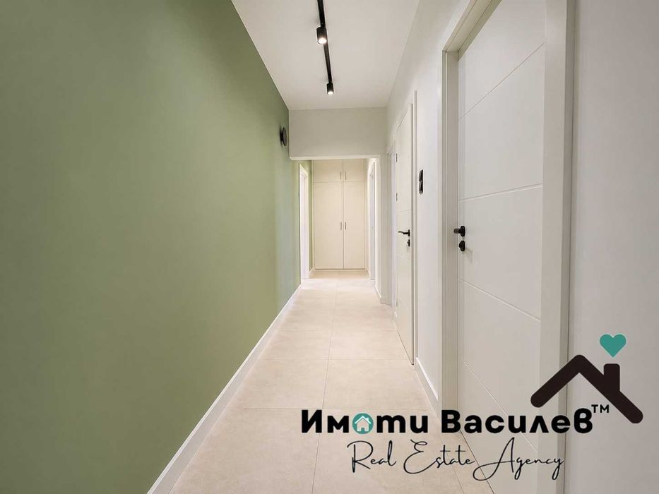 Продава се Тристаен апартамент в София, Център - 67 кв.м за 1804 €/кв.м - Снимка #7