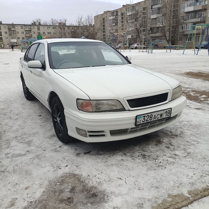 Продам машину марки Nissan