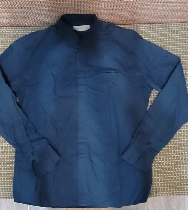 Продаётся мужская рубашка