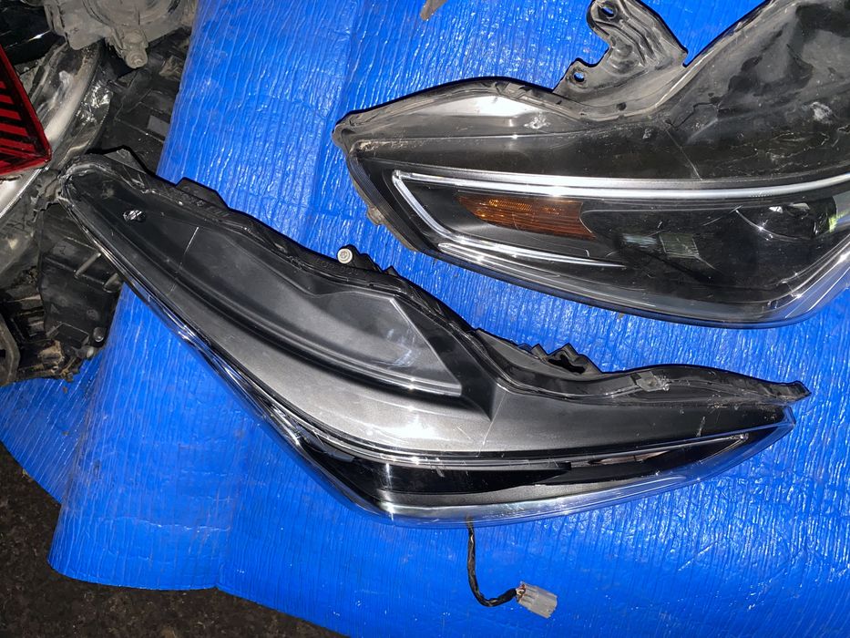 Far Toyota Aygo 2 2018 - 2021 faruri stanga dreapta lupa