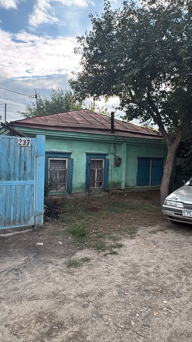Продам дом с магазином