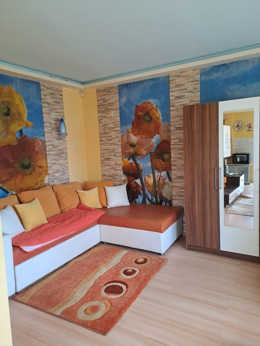 Апартамент под наем Варна център. С голяма тераса