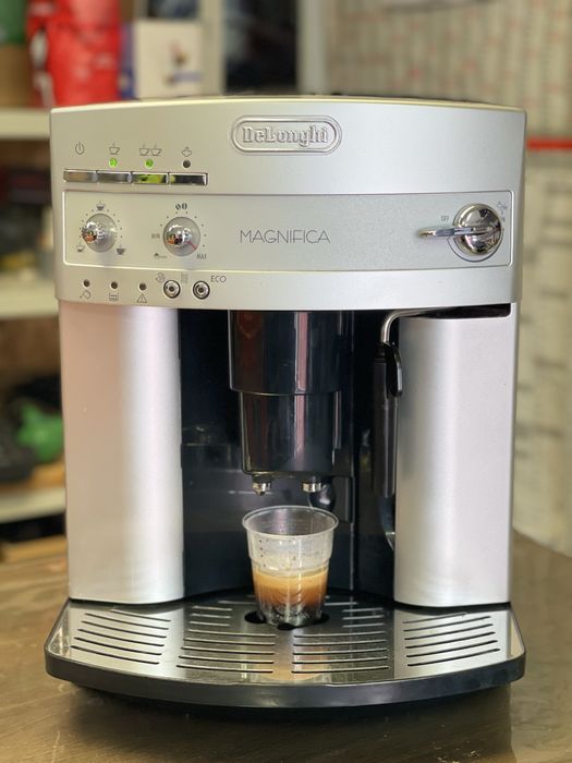 DeLonghi Magnifica ESAM 3200.S - 6 месеца гаранция !