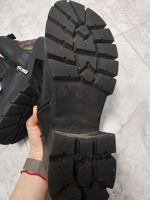 Зимни боти, български