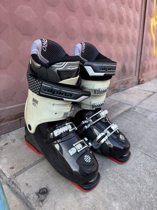 Комплект ски (167см) + ски обувки (размер 8.5) Употребявани