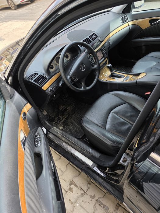 Кожен салон за Mercedes W211 Evo изпълнение 2009 година