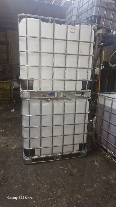 Продам кубовые бочки