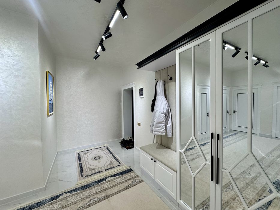 3х комнатная квартира, на 7 этаже. Вокзал