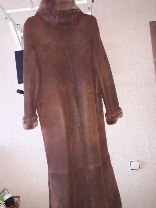 Продам дублёнку женскую б/у