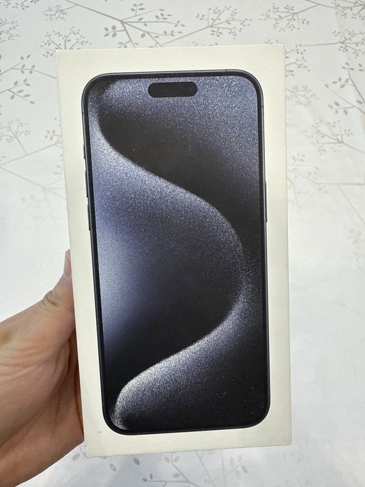 Продам Iphone 16 pro max 256 gb