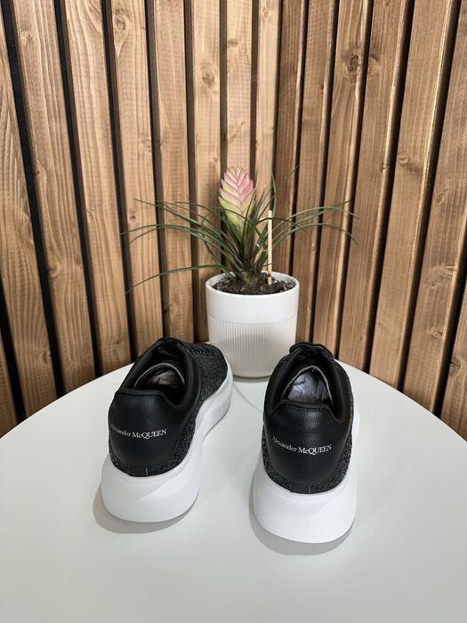 Alexander McQueen Mq Embellished/Glitter (size 40)