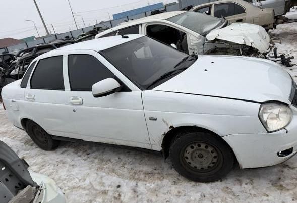 Приора 1 по запчастям