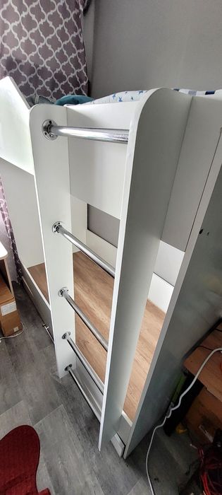 Продам кровать детскую