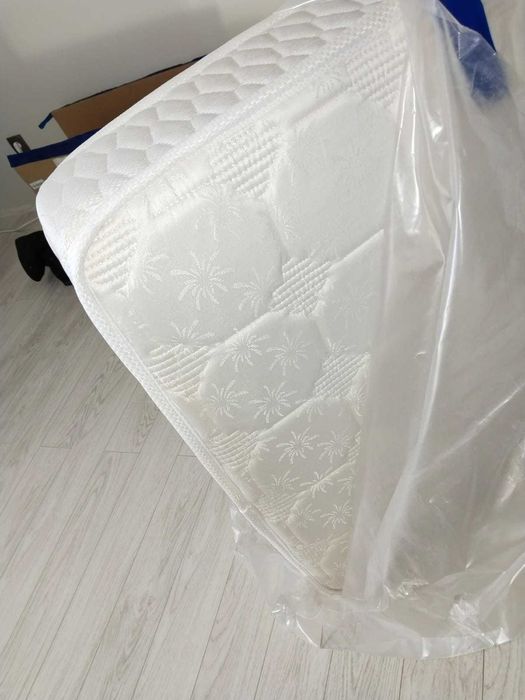 Продам Матрас б/у